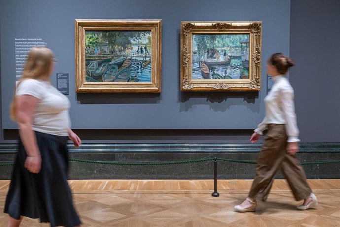 Archivo - Cuadros de Monet y Renoir en un museo de Londres, donde se abrirá una importante exposición el próximo 3 de octubre. 