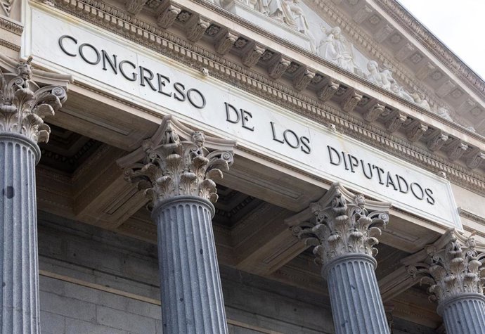 Archivo - Fachada del Congreso de los Diputados, a 5 de febrero de 2026, en Madrid (España).