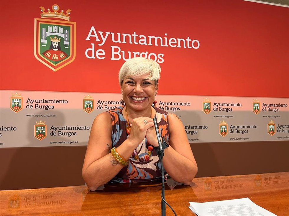 Mila del Campo antes de comparecer ante los medios.