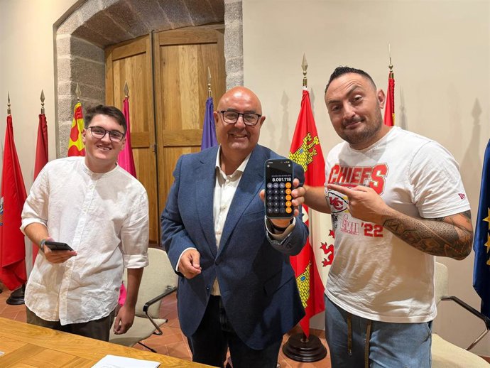 Presentación del festival de magia 'Encantávila'.