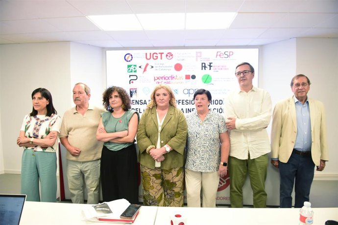 Las organizaciones periodísticas y sindicales presentan un manifiesto conjunto contra el acoso y las agresiones a periodistas, en la sede confederal de UGT, a 8 de septiembre de 2026, en Madrid (España). 