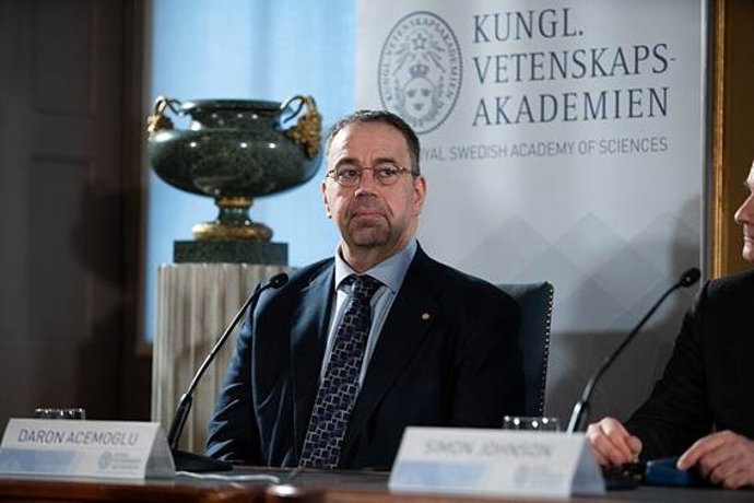 Daron Acemoglu, durante la rueda de prensa de los Premios Nobel de 2024.