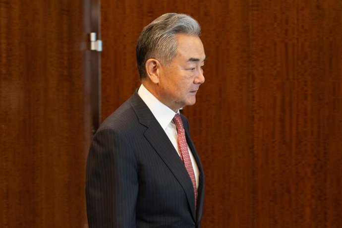 Archivo - May 26, 2026, New York, New York, United States: Secretary General Antonio Guterres meeting with Wang Yi, Member of the Political Bureau of the CPC Central Committee and Minister for Foreign Affairs, People's Republic of China at UN Headquarters