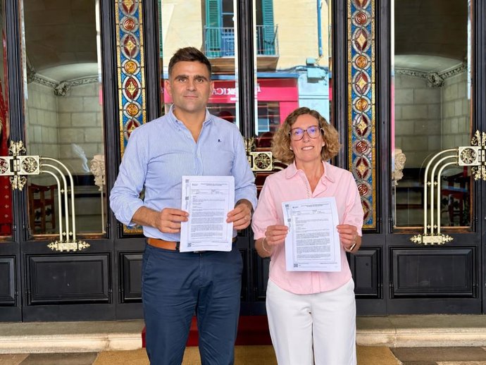 El PP de Mallorca critica la "doble cara del PSOE" con la saturación turística