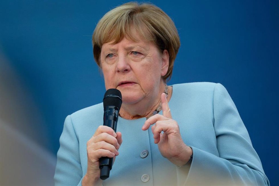 La excanciller de Alemania Angela Merkel durante una feria digital organizada por la empresa Deutsche Telekom en Colonia, el 8 de septiembre de 2026