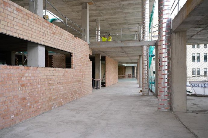 Archivo - Obras del hospital de Motril, en la provincia de Granada
