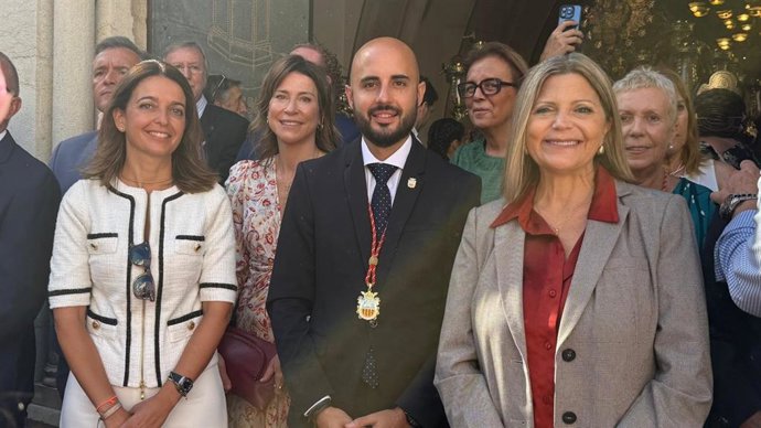 Carmen Ortí en la seua visita a Algemesí