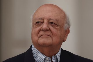Santiago 23 de diciembre 2024. El embajador de Argentina, Jose Antonio Viera-Gallo, realiza un punto de prensa en La Moneda    Dragomir Yankovic/Aton Chile