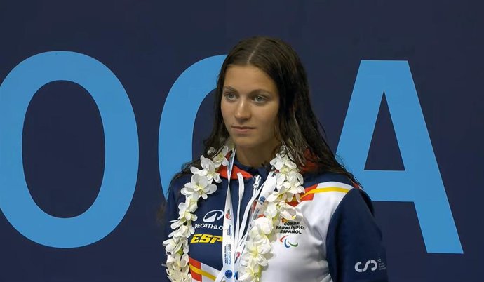 Anasatasiya Dmytriv con su oro en los 200 estilos SM9 del Europeo 2026