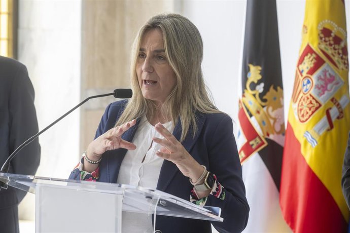 La ministra de Educación, Formación Profesional y Deportes, Milagros Tolón, ofrece una rueda de prensa con motivo del inicio del curso escolar en Ceuta, en la Delegación del Gobierno en Ceuta, a 9 de septiembre de 2026, en Ceuta (España). 