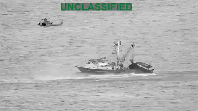 Imagen de archivo de un barco interceptado por el Ejército de Estados Unidos en aguas del Pacífico