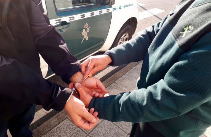 Detenido por la Guardia Civil
