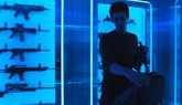 Foto: Andrew Garfield crea ChatGPT en el tráiler de Artificial, biopic de Sam Altman: "Los países caerán"