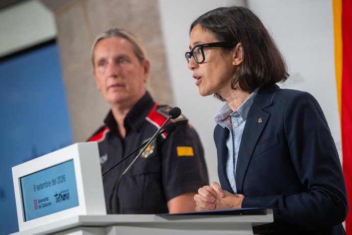 La consellera de Interior de la generalitat de Catalunya, Nuria Parlon, ofrece una rueda de prensa para informar de los cambios en la cúpula de interior tras la dimisión del director general de la Policía catalana, Josep Lluis Trapero, a 9 de septiembre 