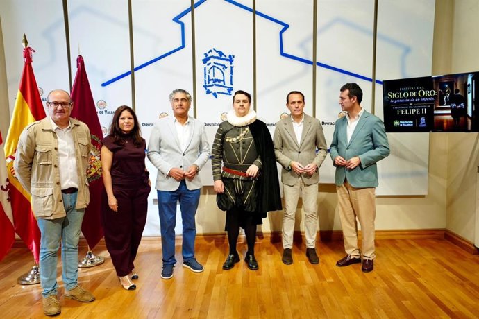 El presidente de la Diputación de Valladolid, Conrado Íscar, presenta el proyecto ‘Festival del Siglo de Oro: La gestación de un imperio. V Centenario del nacimiento de Felipe II’