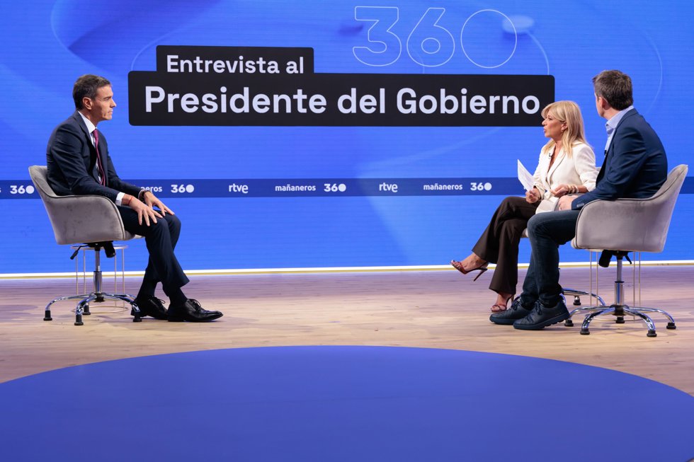 El presidente del Gobierno, Pedro Sánchez, durante una entrevista, a 9 de septiembre de 2026, en Madrid (España). Sánchez ha ofrecido este miércoles su primera entrevista del curso político en televisión en el espacio ‘Mañaneros 360’ de La 1.