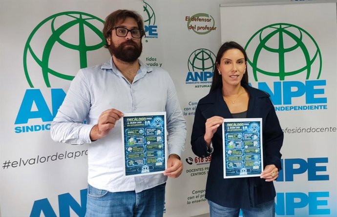 La presidenta de ANPE Asturias, Mariela Fernández, y el vicepresidente de ANPE Asturias, Rodrigo Sánchez.