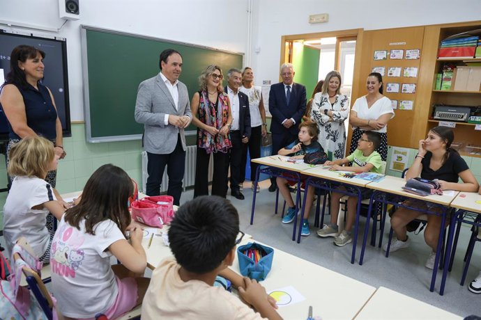 El president Pérez Llorca en l'obertura de curs a Caudiel (Castelló)