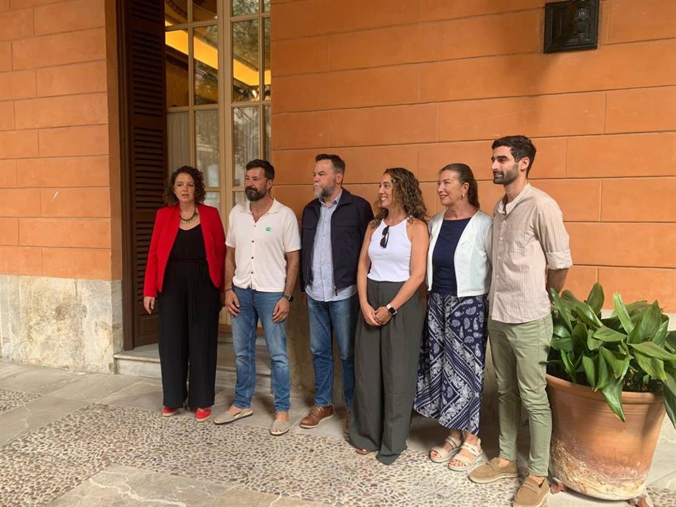 La izquierda presenta una enmienda para garantizar el acceso de enfermeras a puestos de dirección de centros de salud
