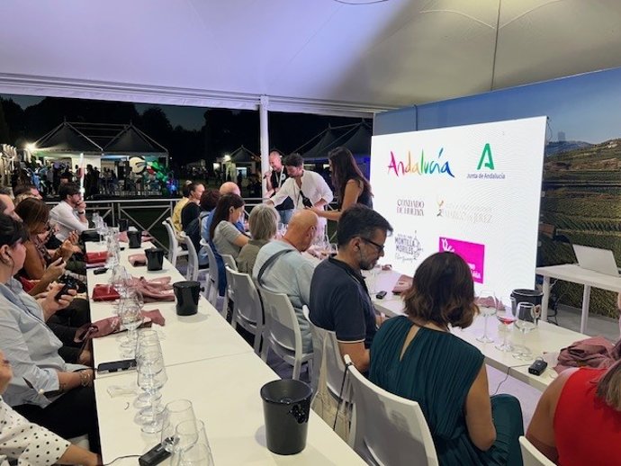 Andalucía posiciona su oferta enoturística ante el mercado italiano en el salón Vinòforum de Roma.