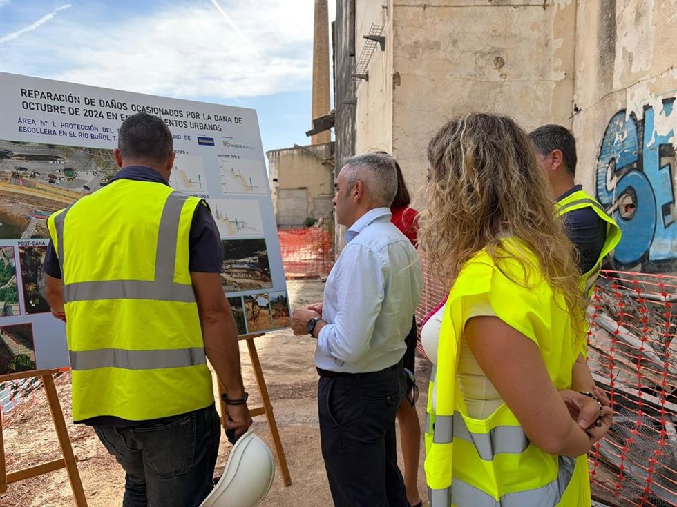 Visita a las obras del barranco en Buñol