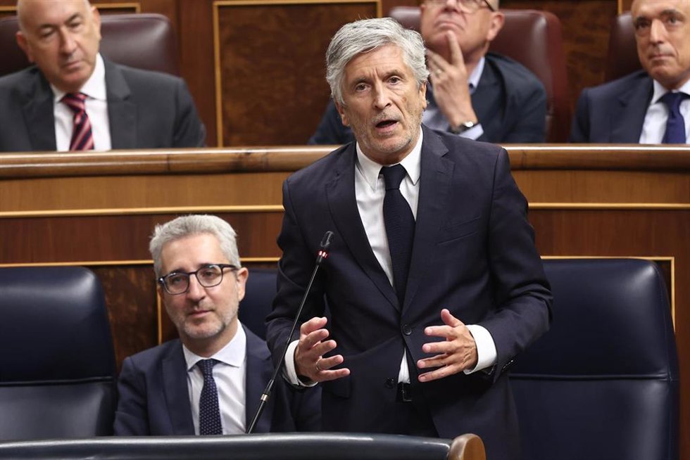 El ministro del Interior, Fernando Grande-Marlaska, interviene durante una sesión plenaria en el Congreso de los Diputados, a 9 de septiembre de 2026, en Madrid (España).
