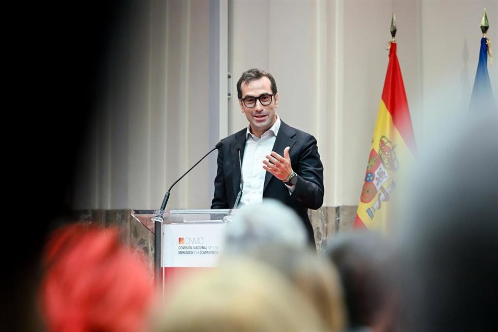 El vicepresidente primero y ministro de Economía, Comercio y Empresa, Carlos Cuerpo; interviene durante la toma de posesión de las nuevas responsabilidades de la CNMC, a 9 de septiembre de 2026, en Madrid (España). La Comisión Nacional de los Mercados y l