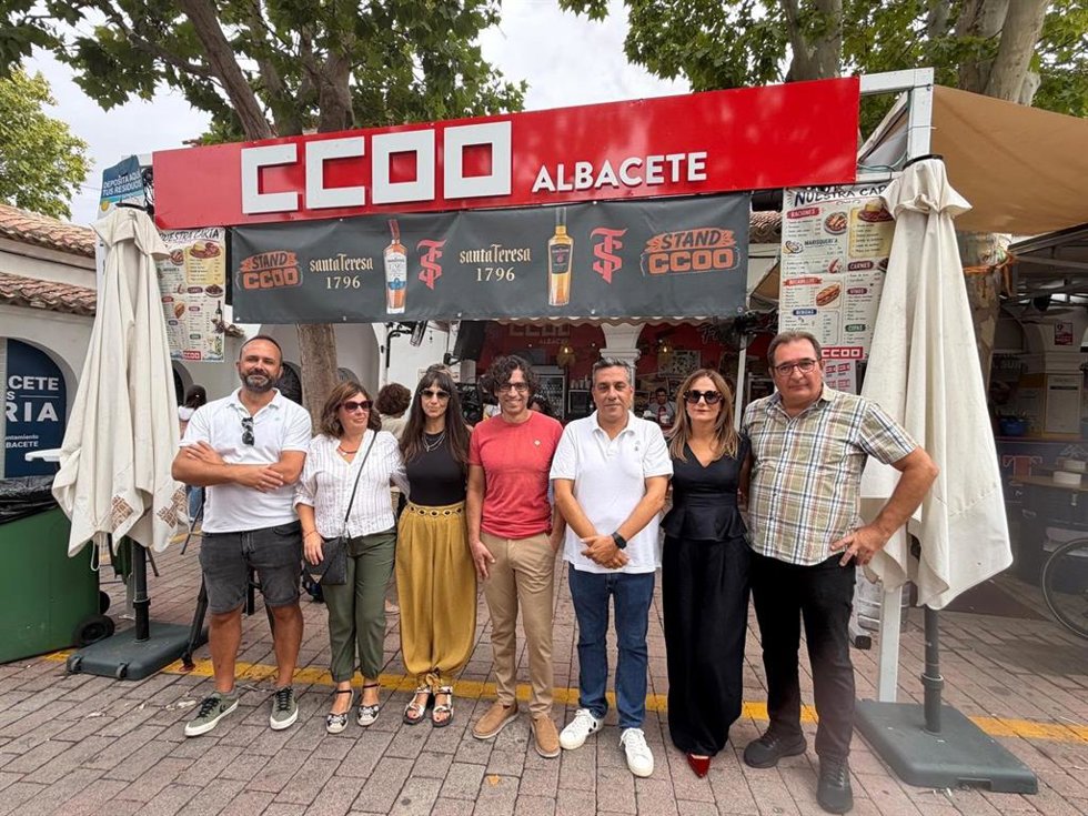 CCOO presenta su campaña 'Tus derechos no se van de feria'.