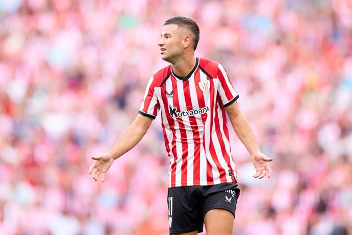 Gorka Guruzeta of Athletic Club reacts during the LaLiga EA Sports match between Athletic Club and Sevilla FC at San Mames on August 22, 2026, in Bilbao, Spain.