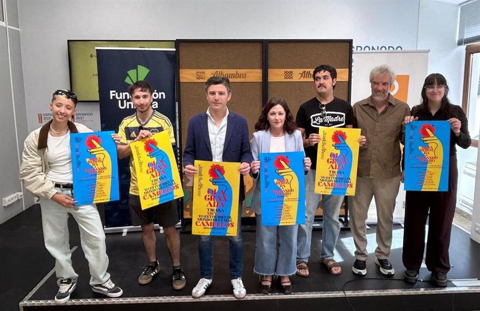 Archivo - El concejal de Cultura, Jorge Saavedra; el director del festival, Nani Castañeda; la representante de Fundación Unicaja, Gema Domínguez; y la representante de la Fundación Miguel Ríos, Sara Armadas, entre otros, durante la presentación del festi