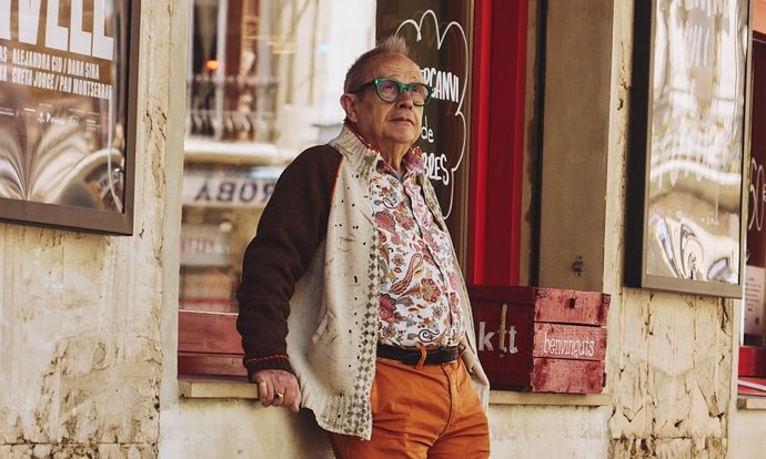 La Sala Beckett de Barcelona impulsa un cicle dedicat a l'actor Oriol Genís