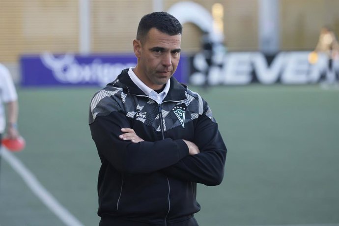 Futbol, Santiago Wanderers vs Deportes Iquique Fecha 24, Liga de Ascenso 2026. El entrenador de Santiago Wanderers, Francisco Palladino, durante el partido de la Liga de Ascenso contra Deportes Iquique disputado en el estadio Lucio Farina de Quillota,