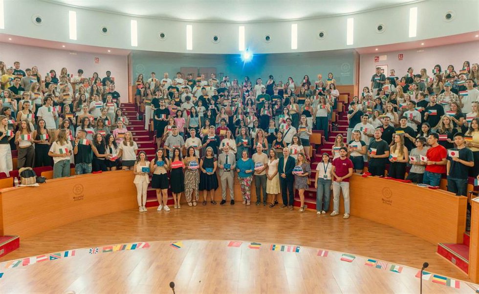 Casi 400 estudiantes procedentes de más de 20 países han llegado a Huelva para cursar sus estudios durante el primer semestre del curso 2026-2027.
