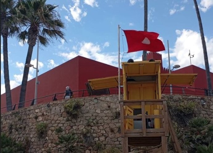 Prohibición temporal del baño en la playa de Bil Bil.
