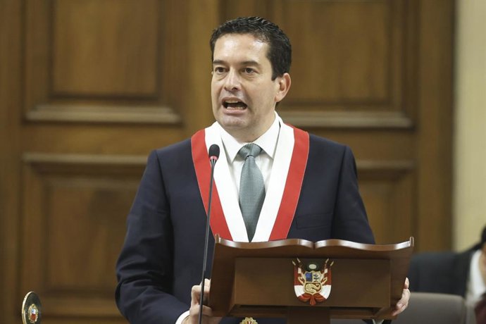 Archivo - Perú.- Miguel Torres: conoce el perfil de primer presidente del Senado y del Congreso bicameral