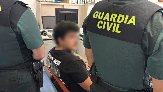 El detenido por la agresión de El Rasillo en dependencias de la Guardia Civil