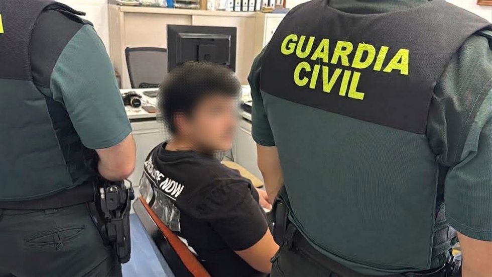 El detenido por la agresión de El Rasillo en dependencias de la Guardia Civil