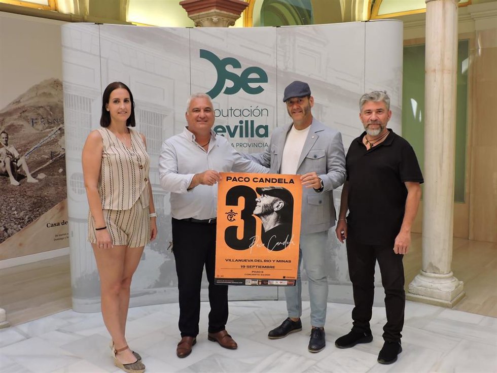 Presentación del concierto de Candela previsto en el Pozo 5 de Villanueva del Río y Minas, en un acto celebrado en la Casa de la Provincia