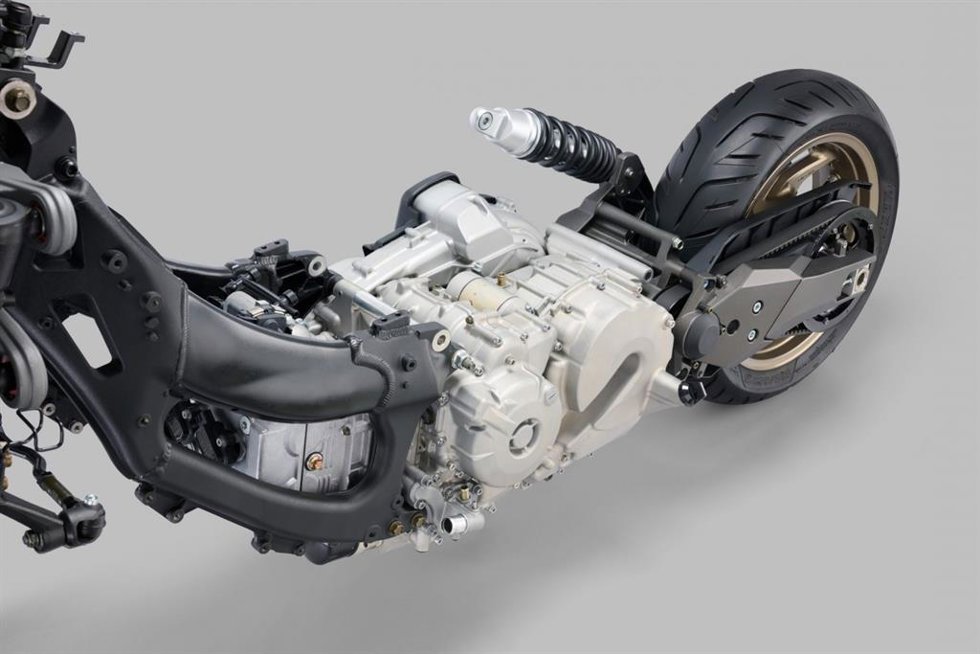 KYMCO niega haber cedido a QJ Motor la plataforma tecnológica del AK 550