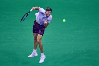 September 9, 2026, New York, New York, USA: ALEXANDER ZVEREV of Germany serves against Botic van de Zandschulp during the 2026 US Open Tennis Championships in New York.