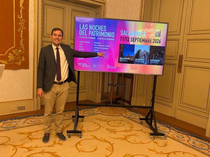 El concejal de Cultura y Turismo, Ángel Fernández, durante la presentación de Las Noches del Patrimonio