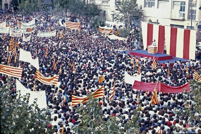 Archivo - La Diada Nacional de Catalunya del 1976 a Sant Boi de Llobregat (Barcelona)