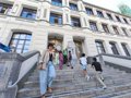 Bilboko Udalak bi milioi euro inguru inbertitu ditu udan bere titulartasuneko ikastetxeak hobetzeko
