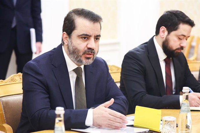 Archivo - Arquivo - RÚSSIA, MOSCOU - 24 DE DEZEMBRO DE 2025: O ministro das Relações Exteriores e dos Expatriados da Síria, Asaad Hassan Al-Shaibani (à esquerda), durante uma reunião de trabalho com o ministro das Relações Exteriores da Rússia, Lavrov (nã
