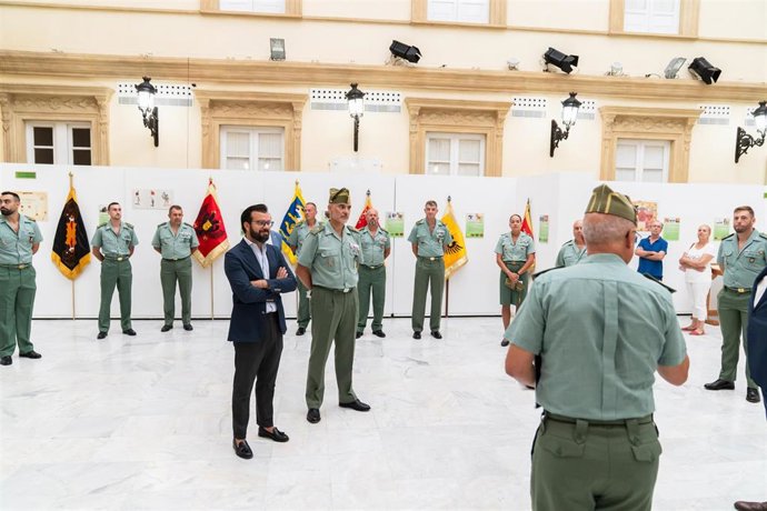 Exposición sobre La Legión en el Patio de Luces de la Diputación de Almería.