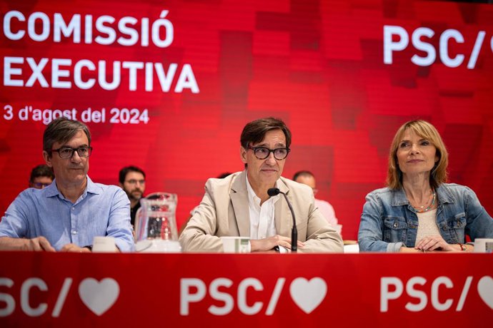 Archivo - La cúpula del PSC en un acte