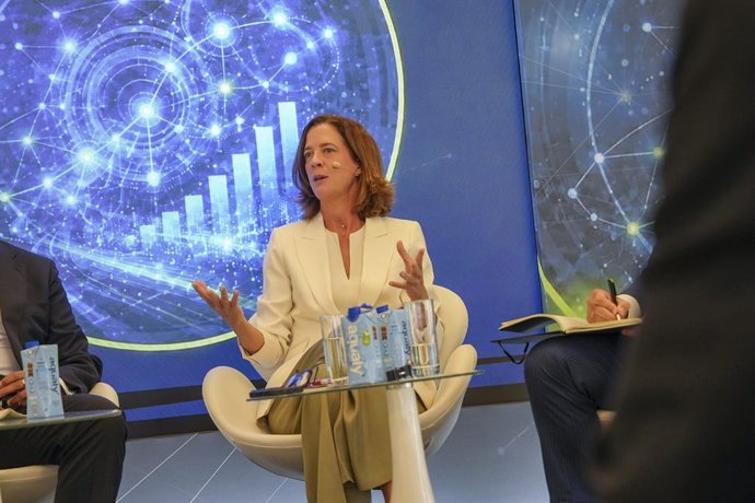 Archivo - La presidenta de la AEB, Alejandra Kindelán, participa en un acto de Deloitte el 10/09/2026.