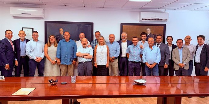 Representantes de las empresas Primaflor y Zanobeet.