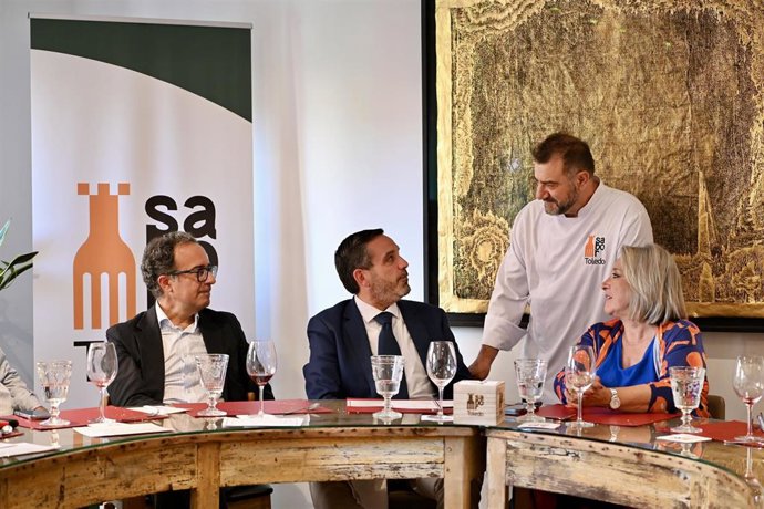 Sabor Toledo lleva al Club Conecta un 'show cooking' con Sergio Fernández que preludia su gran evento gastronómico de septiembre