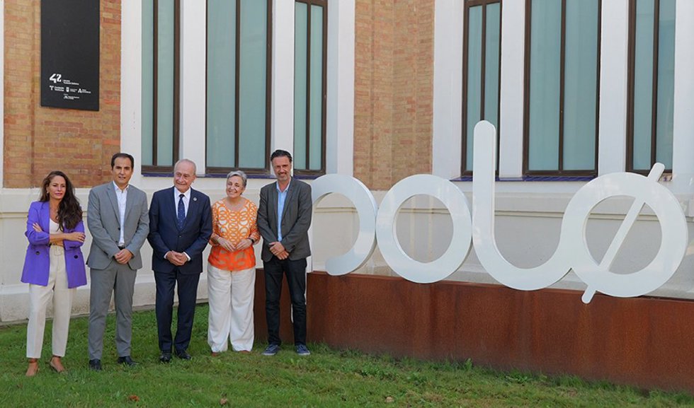 El consejero de Inteligencia Artificial, Desarrollo Digital y Administración Pública, José Antonio Nieto, junto al alcalde de Málaga en el Poli de Contenidos Digitales.
